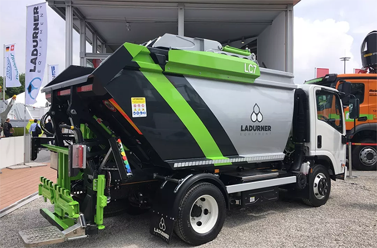 ballbet贝博中联环境装备出口意大利，进军海外环卫市场